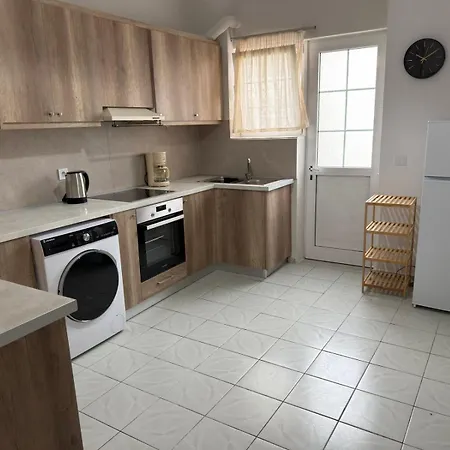 Leon Seaside 2bedroom House - 1 Min Walk To The , In Kos Center